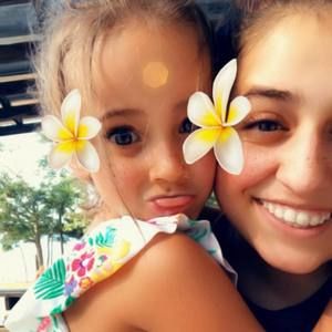 Meet your Posher, Lori